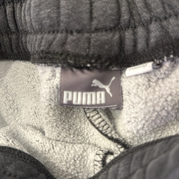 Puma joggers - Picture 4 of 4